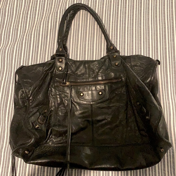Black Balenciaga bag!!! - Picture 1 of 3